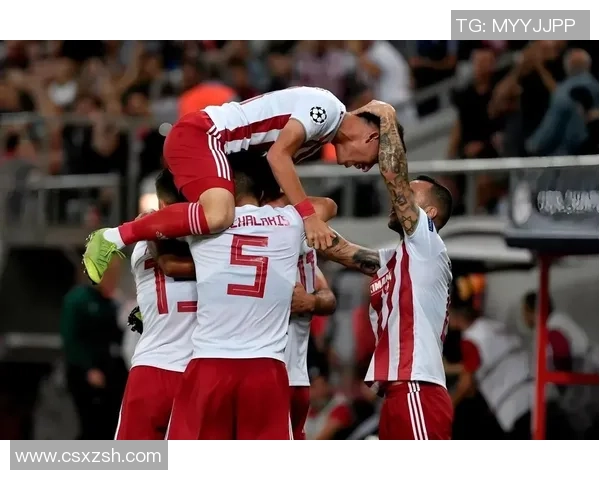 欧冠历史冷门里昂与尤文图斯激战成平局帽子戏法引发全场狂欢 欧冠历史冷门里昂与尤文图斯激战成平局帽子戏法引发全场狂欢